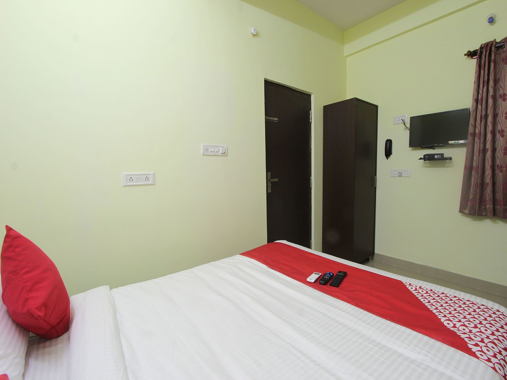 Hotel O V R Residency Near Sri Amruth Chithra Mandira Bangalore Eksteriør bilde