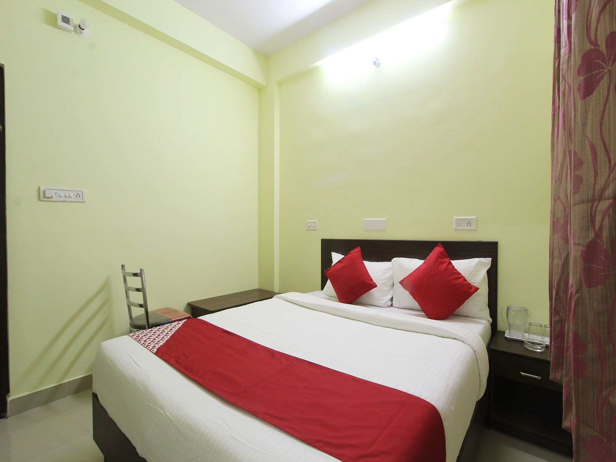Hotel O V R Residency Near Sri Amruth Chithra Mandira Bangalore Eksteriør bilde